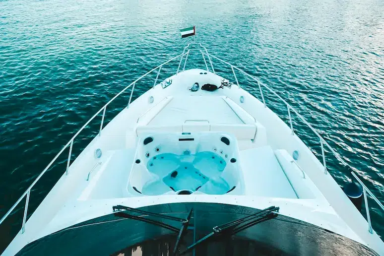 Dubai boats Rental - Searide Dubai